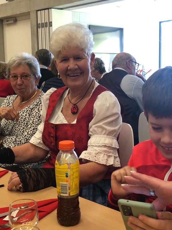 7cecdc97-9103-4883-ab2e-6ea32c1b8185